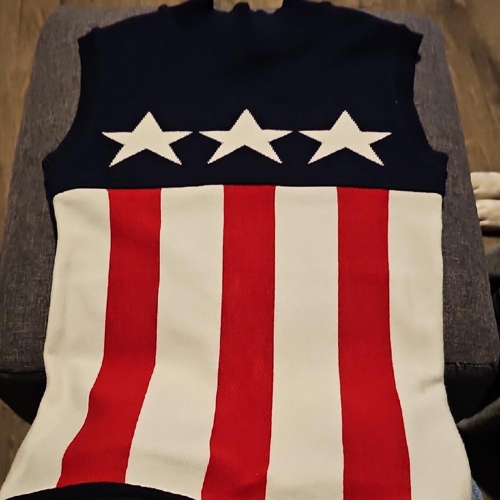 Forever 21 Patriotic Top Sleeveless  Dark Blue Knit Star Stripes Stretch Medium